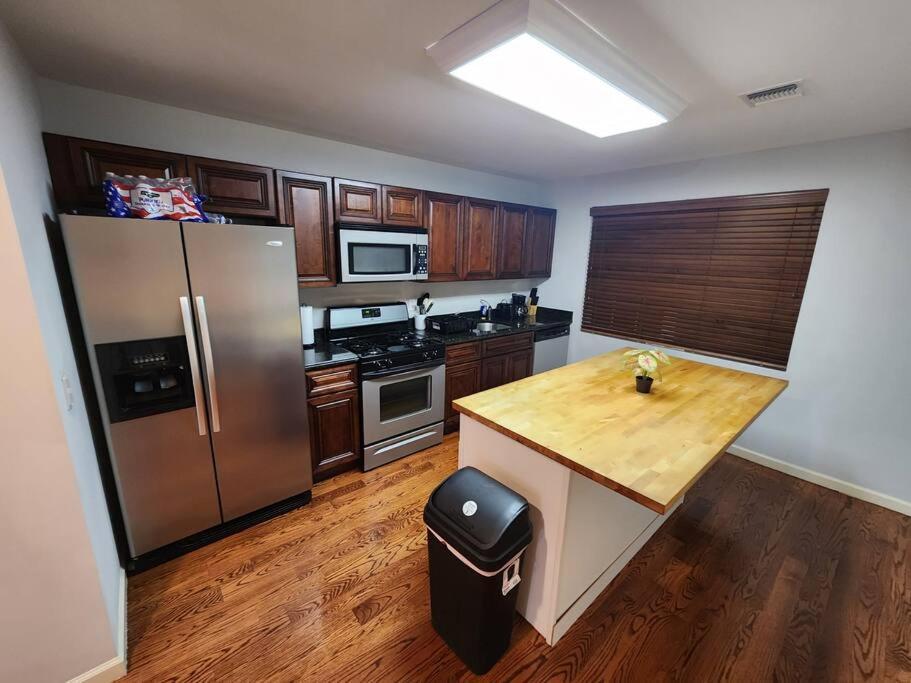 Luxury 2 Bed Apt, Mins To Nyc! Union City Luaran gambar